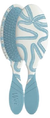 Wet Brush Bows on Bows Blue Pro Detangler